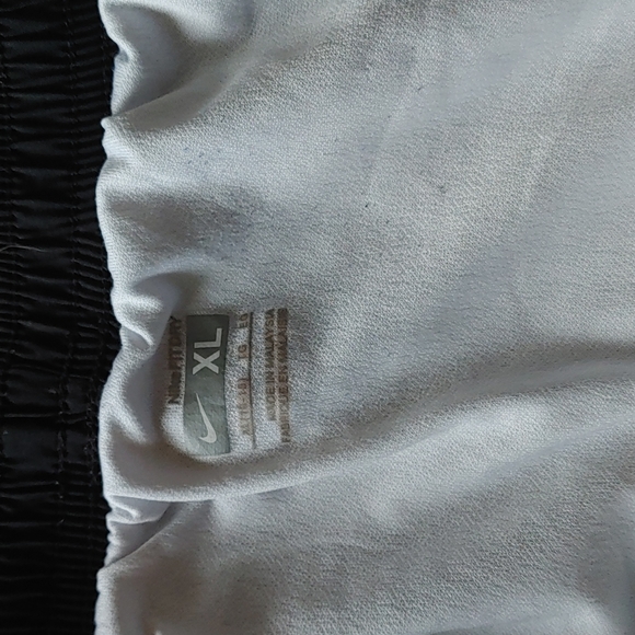 Nike Shorts - Picture 2 of 3